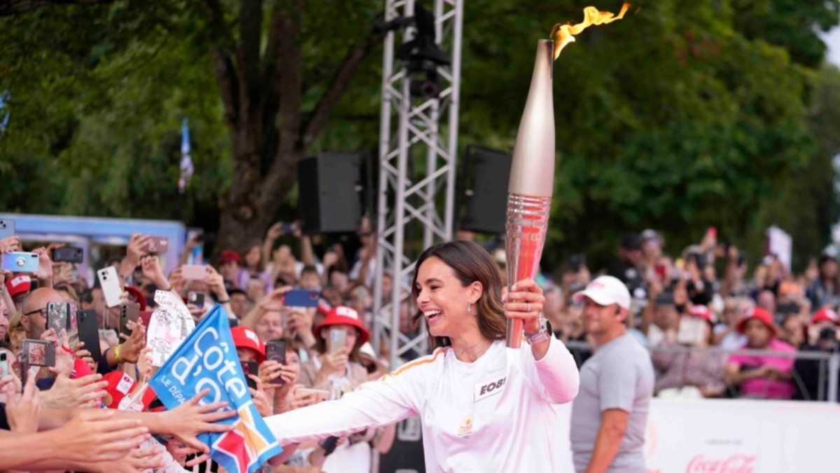 Torch Relay Stage 55: Illuminating the treasures of the Côte d'Or