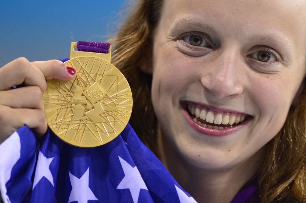 Katie Ledecky with her London 2012 gold. GETTY IMAGES