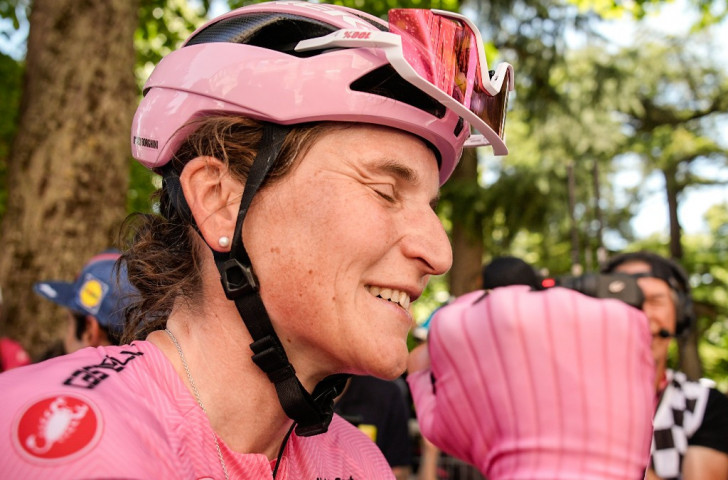 Italian cyclist Longo Borghini wins the women's Giro d'Italia by 21 seconds. 'X'@girowomen