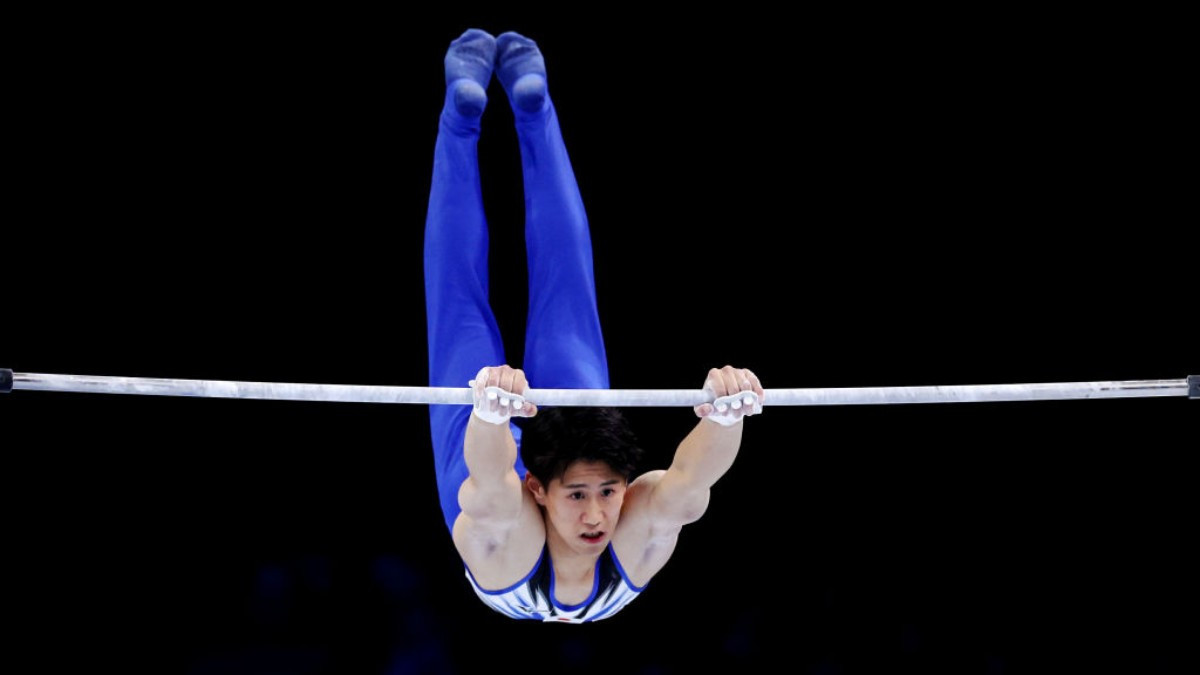 
Hashimoto also triumphed in the horizontal bar event at Tokyo 2020. GETTY IMAGES