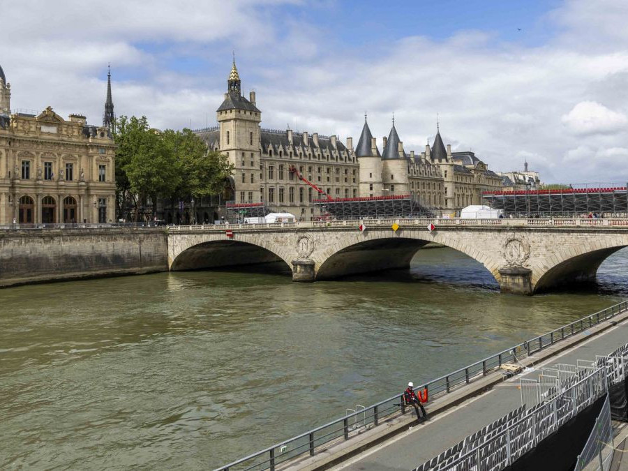 Paris Opening Ceremony: Rain will not dampen Seine spirits. GETTY IMAGES