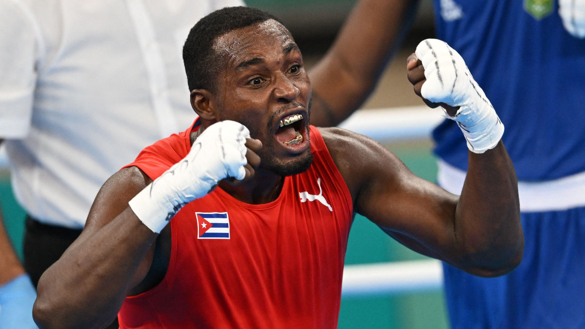 Cuban boxers on course for triple Olympic crown