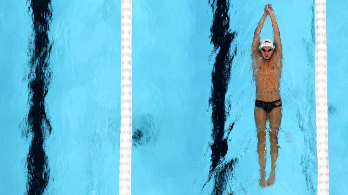Swimmers' embarrassing secret: “Everyone pees in the pool”