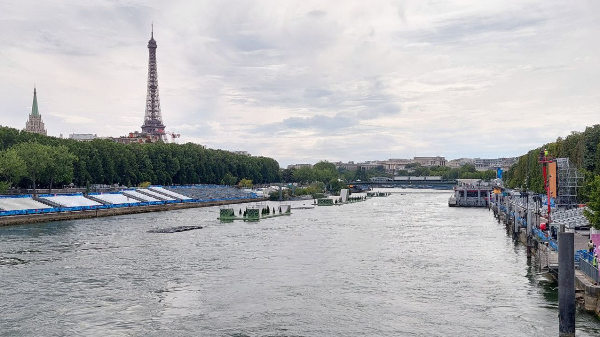 Water in the Seine: Triathlon in jeopardy amid suspension fears. RDP / INSIDE THE GAMES