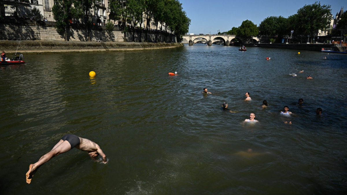 First Seine triathlon training session cancelled due to pollution