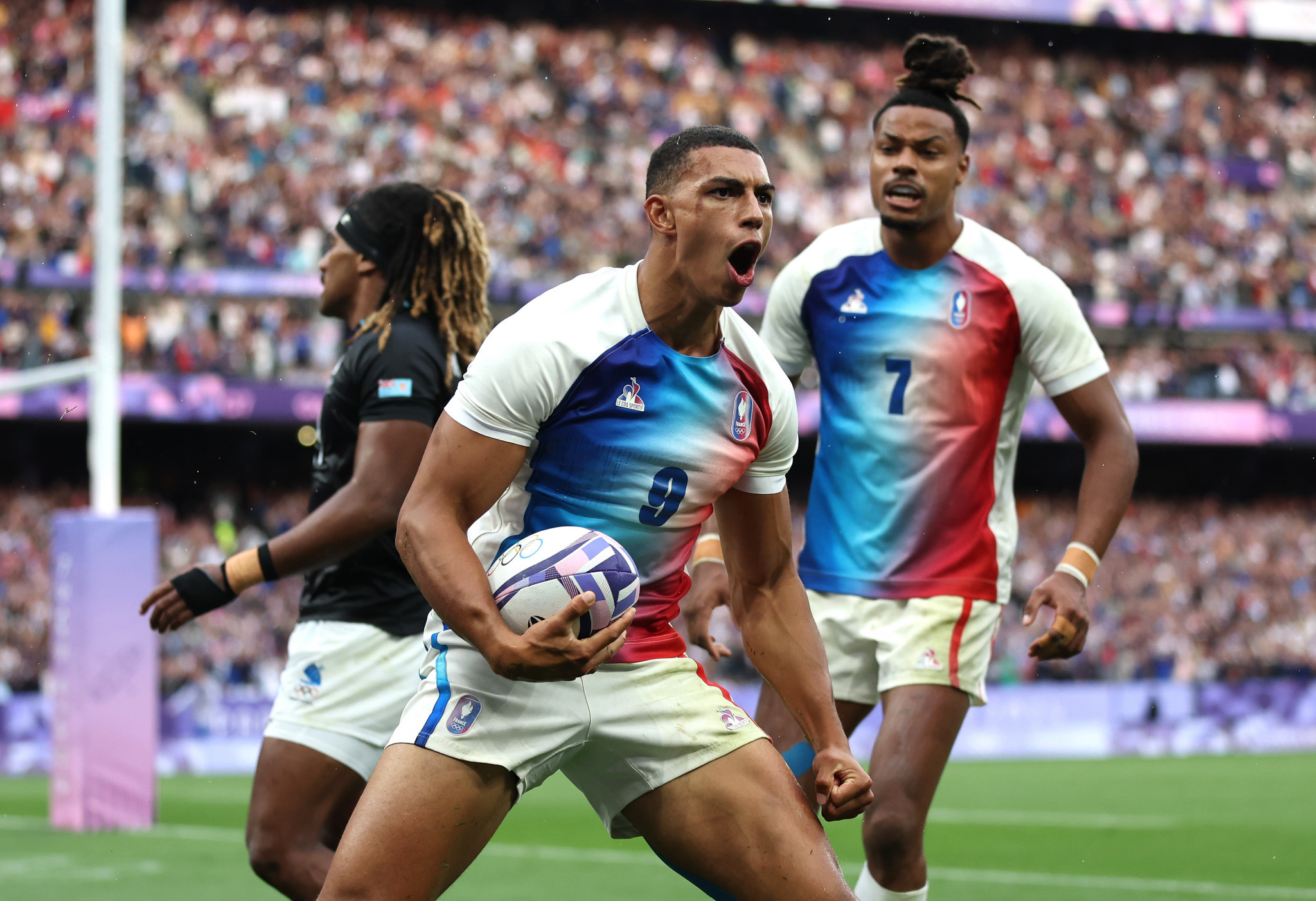 Rugby sevens has seen a remarkable rise in Paris. GETTY IMAGES