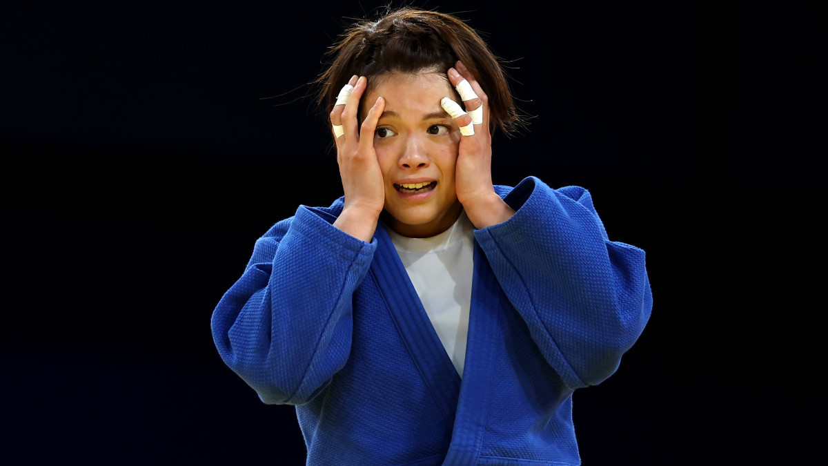 Uta Abe shocked after losing to Diyora Keldiyorova in the second round of the Paris 2024 Judo tournament. GETTY IMAGES