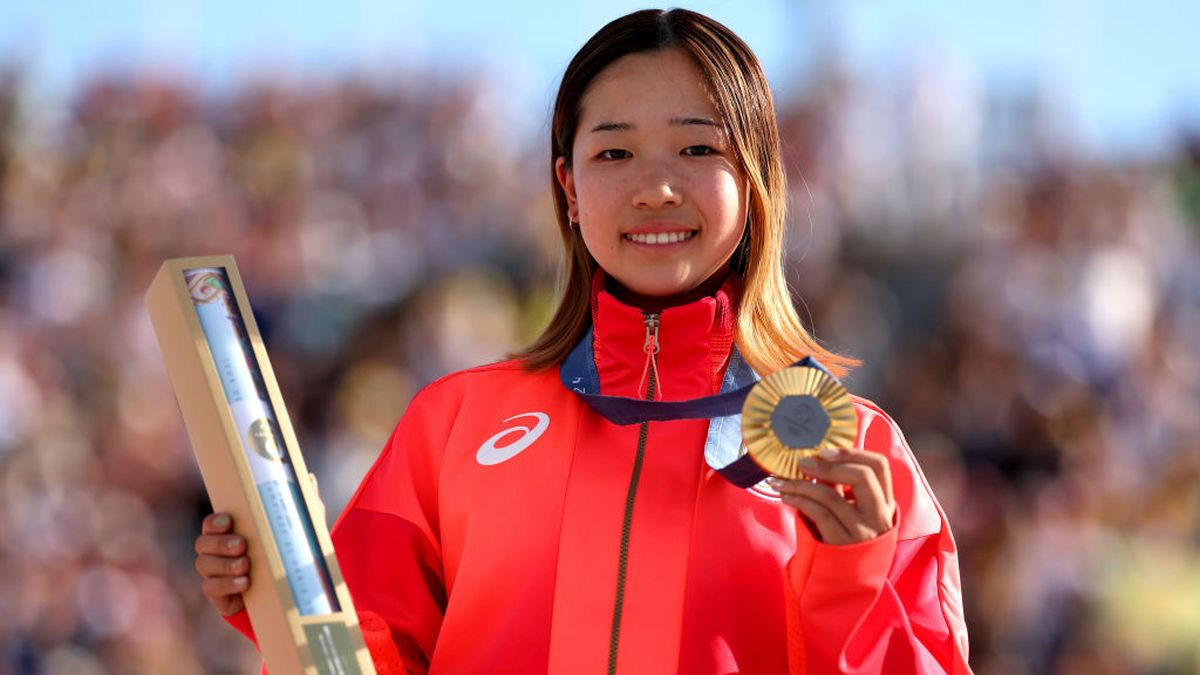 Gold medalist Coco Yoshizawa of Team Japan poses on the podium during the Women's Street Final. GETTY IMAGES