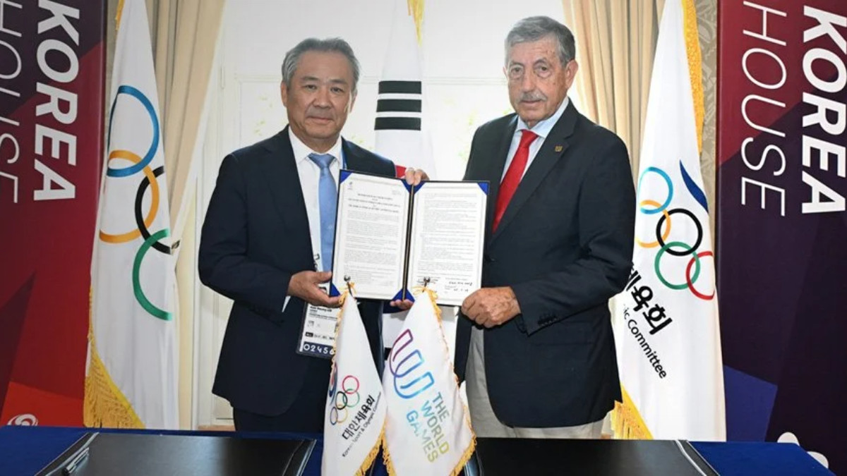 IWGA and The Korean Sport & Olympic Committee sing MOU. IWGA