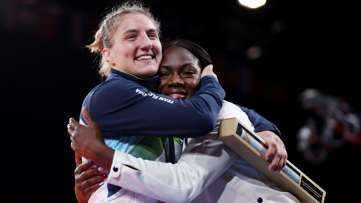 Andreja Leski and Clarisse Agbegnenou after the award ceremony. GETTY IMAGES