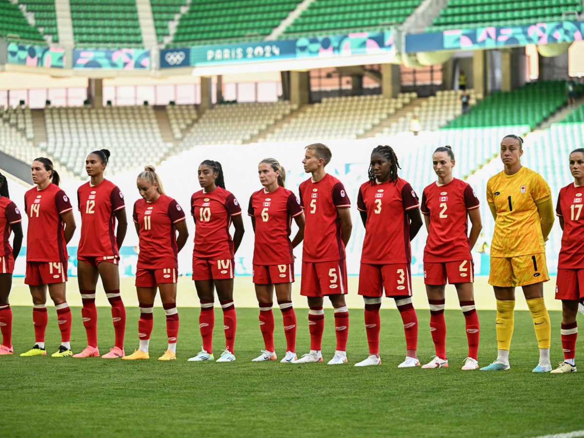 Players of Canada line up before a match against New Zealand at the Paris 2024 Olympic Games. GETTY IMAGES