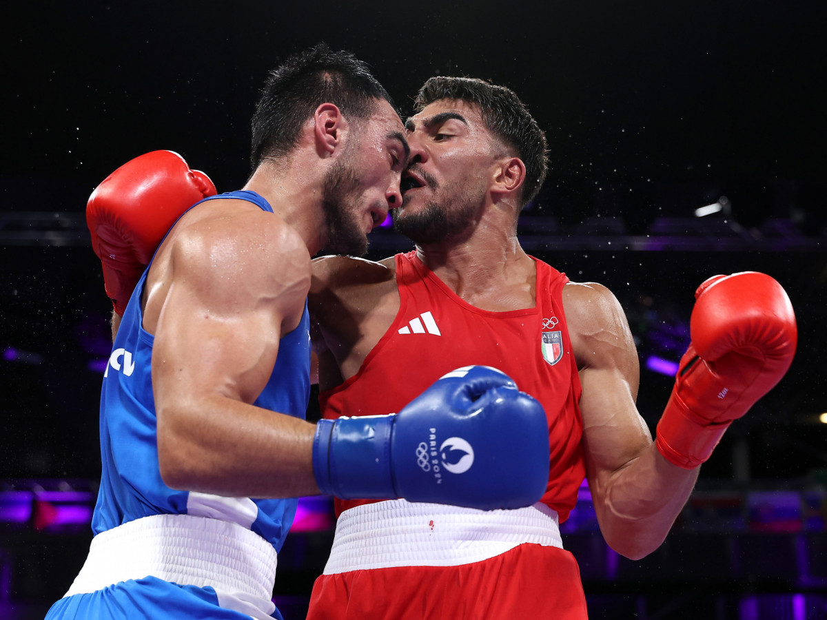 The bout between Italy's Aziz Abbes Mouhiidine and Uzbekistan's Lazizbek Mullojonov has caused widespreed controversy. GETTY IMAGES