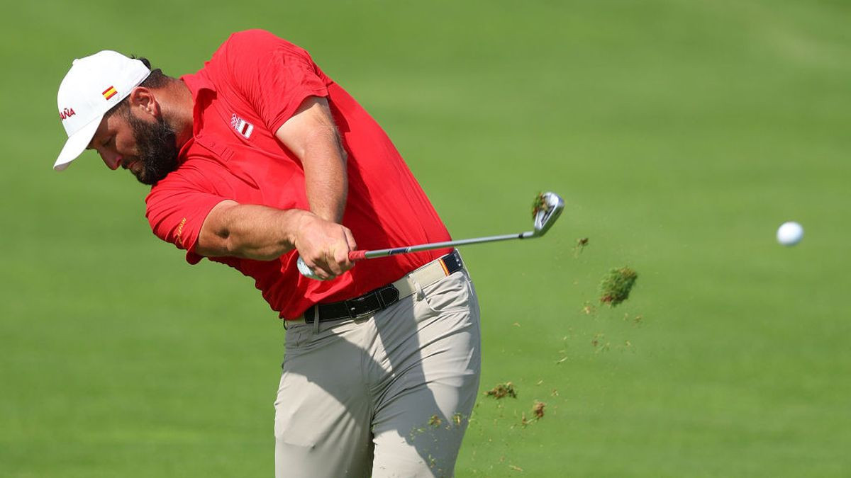 Jon Rahm plays his second shot on the 17th hole GETTY IMAGES