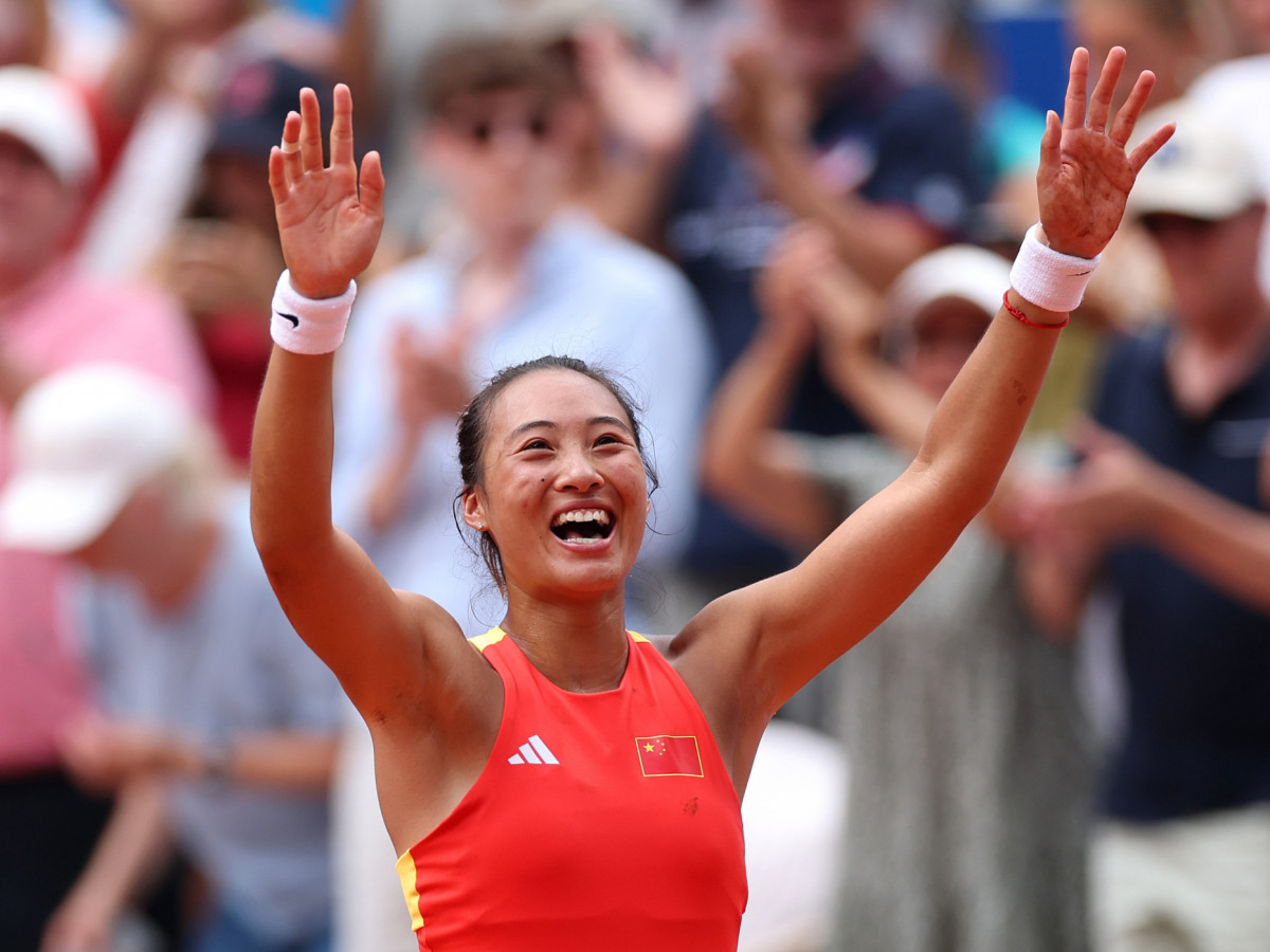 China’s Qinwen defeated Iga Swiatek in the semi-finals of the Olympic women’s singles. GETTY IMAGES