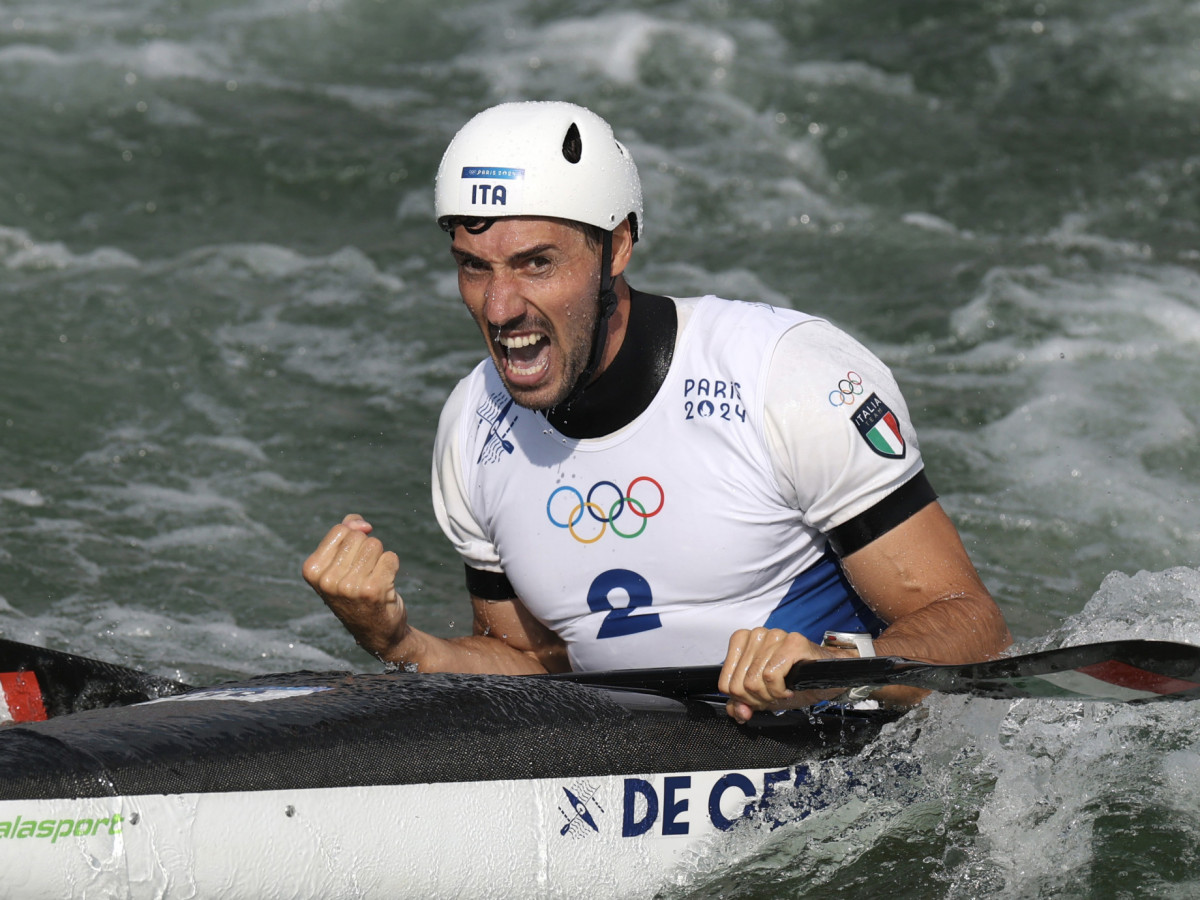 Canoeing: Giovanni de Gennaro grabs gold, as Joe Clarke falls short