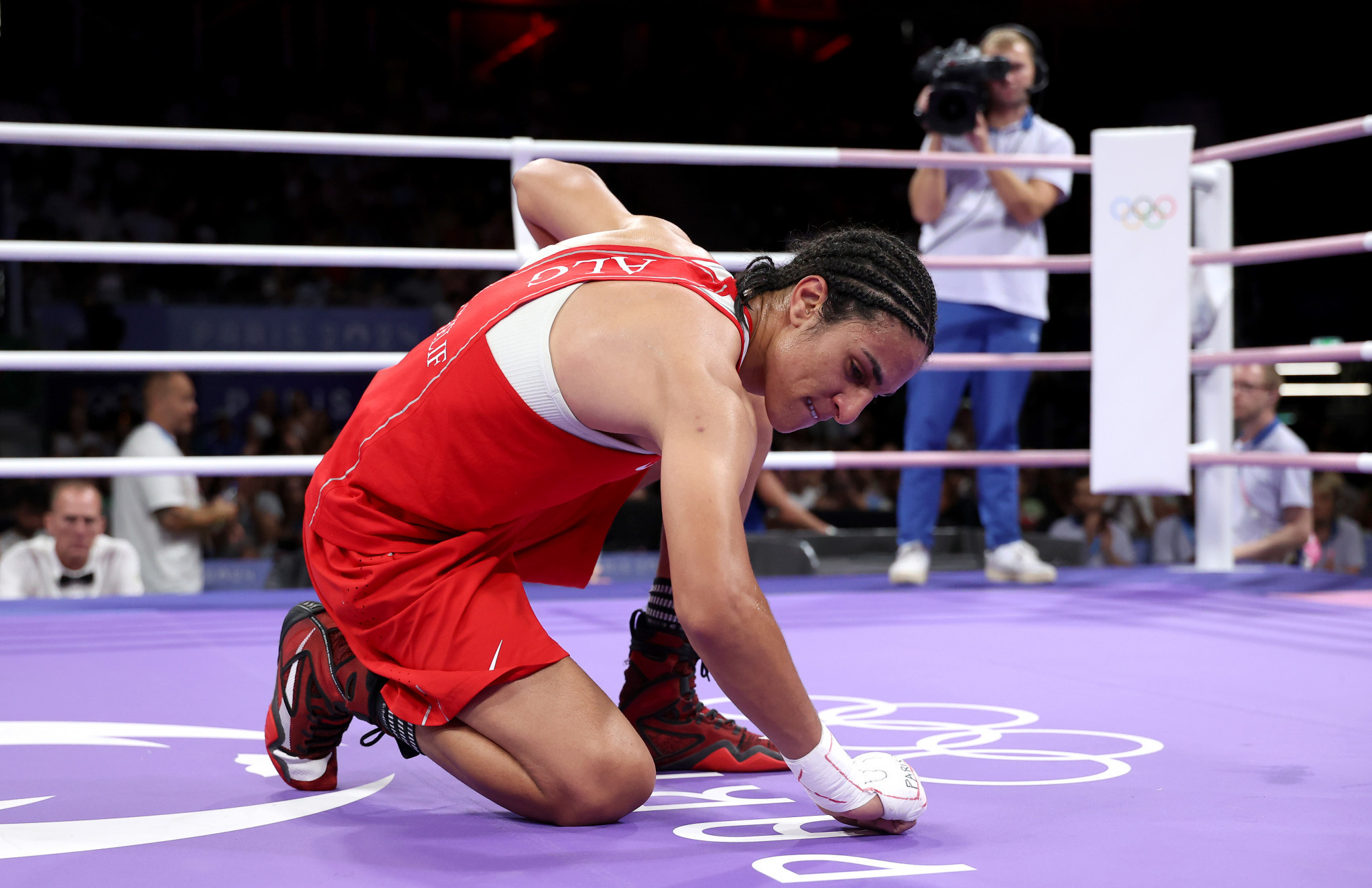 Amine Khelif assured herself the bronze medal. GETTY IMAGES