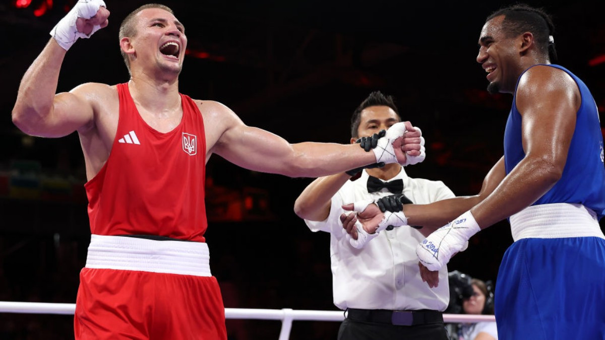 Oleksandr Khyzhniak caused an upset by defeating the double Olympic champion Arlen Lopez in the 80 kg category. GETTY IMAGES
