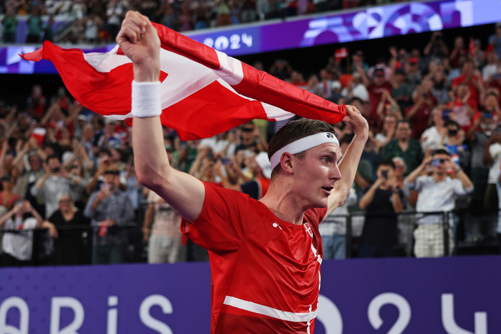 Viktor Axelsen got his hands on the gold medal. GETTY IMAGES