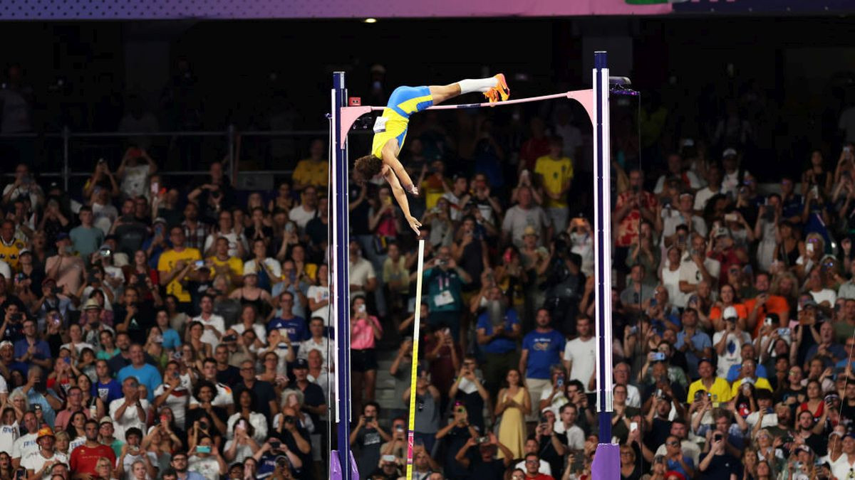 Duplantis jumping over 6.25m. GETTY IMAGES