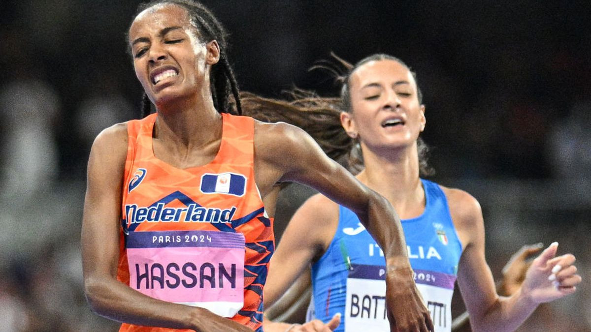 Sifan Hassan and Nadia Battocletti react after the women's 5000m final. GETTY IMAGES