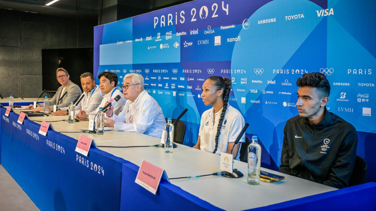 Pre-competition press conference at the Grand Palais. WT