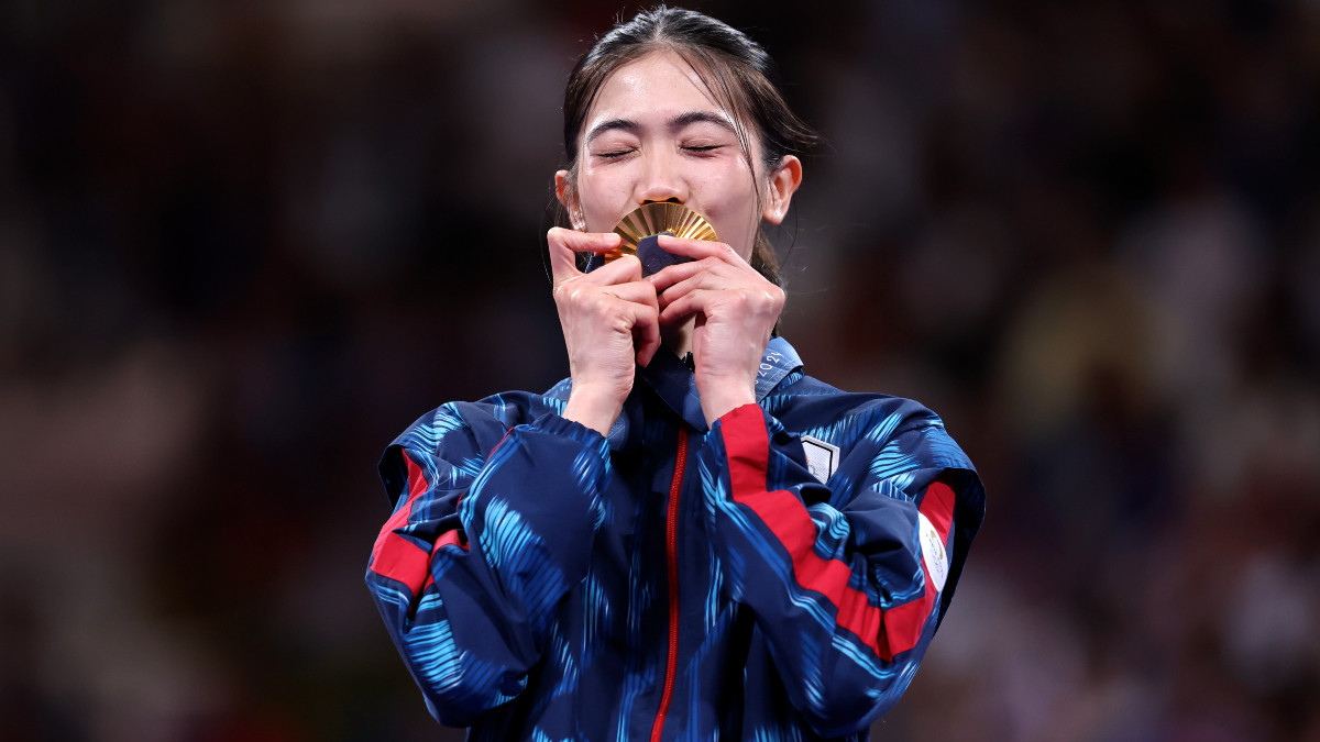 Taekwondo: Taekwondo: Panipak Wongpattanakit wins second gold, Park brings joy to Korea. GETTY IMAGES