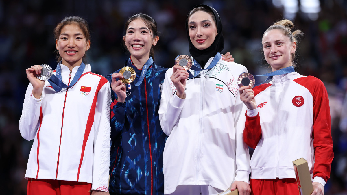 Medallists of the women's -49 kg category. GETTY IMAGES