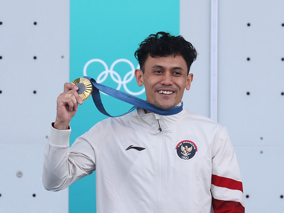 Indonesia's Veddriq Leonardo wins men's speed inaugural gold. GETTY IMAGES