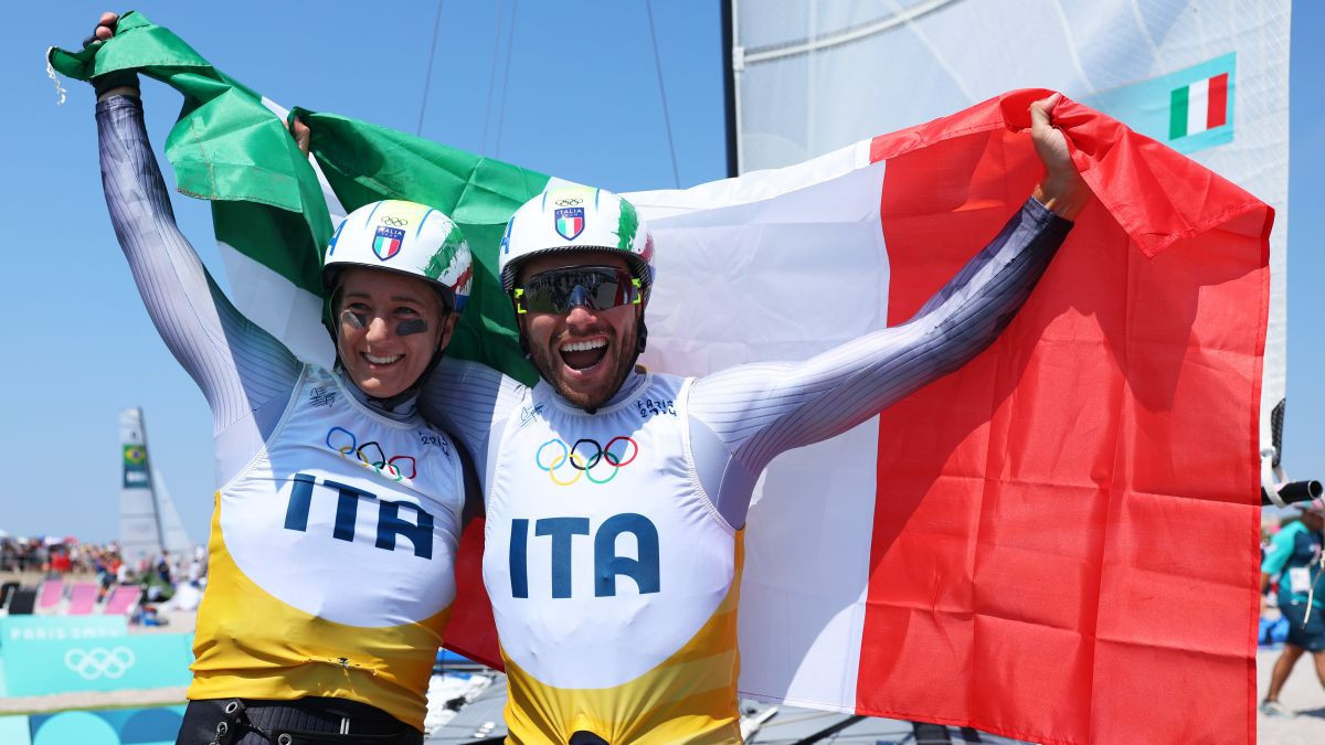 Banti and Tita celebrate winning the gold medal. GETTY IMAGES 