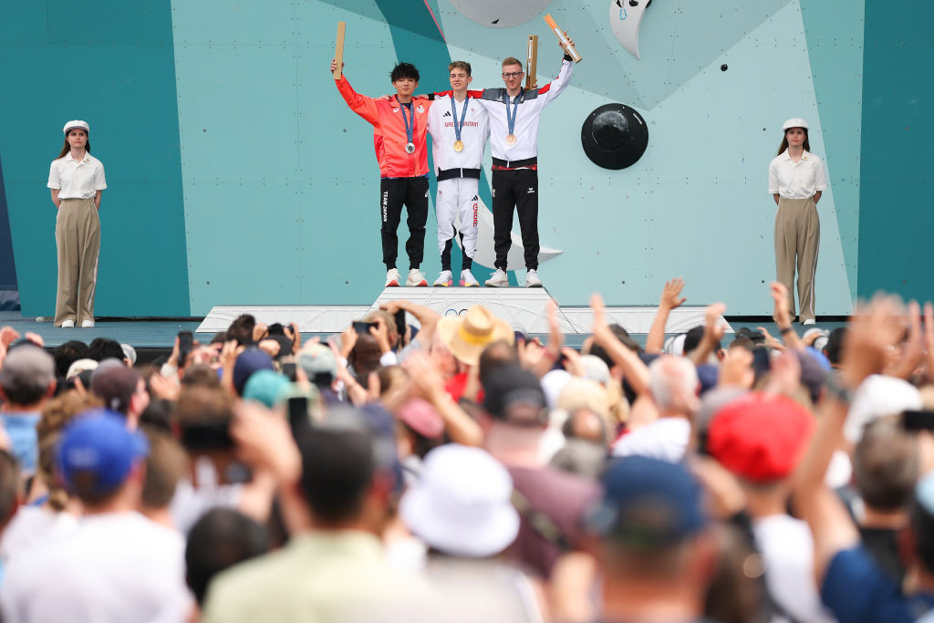 Thousand of spectators turned out for the men's boulder & lead finals at Le Bourget Sport Climbing Venue. GETTY IMAGES