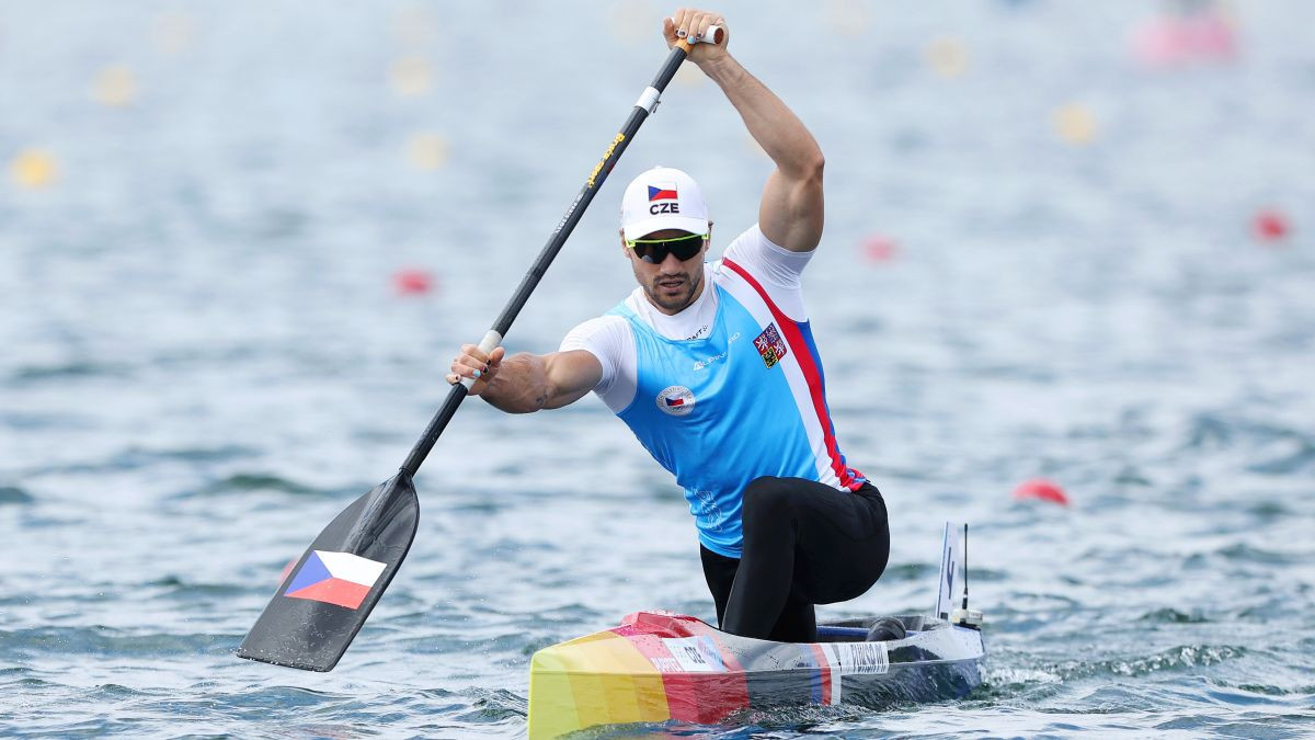 Martin Fuksa competes to win gold in the Canoe Sprint Men's Canoe Single 1000m Final. GETTY IMAGES