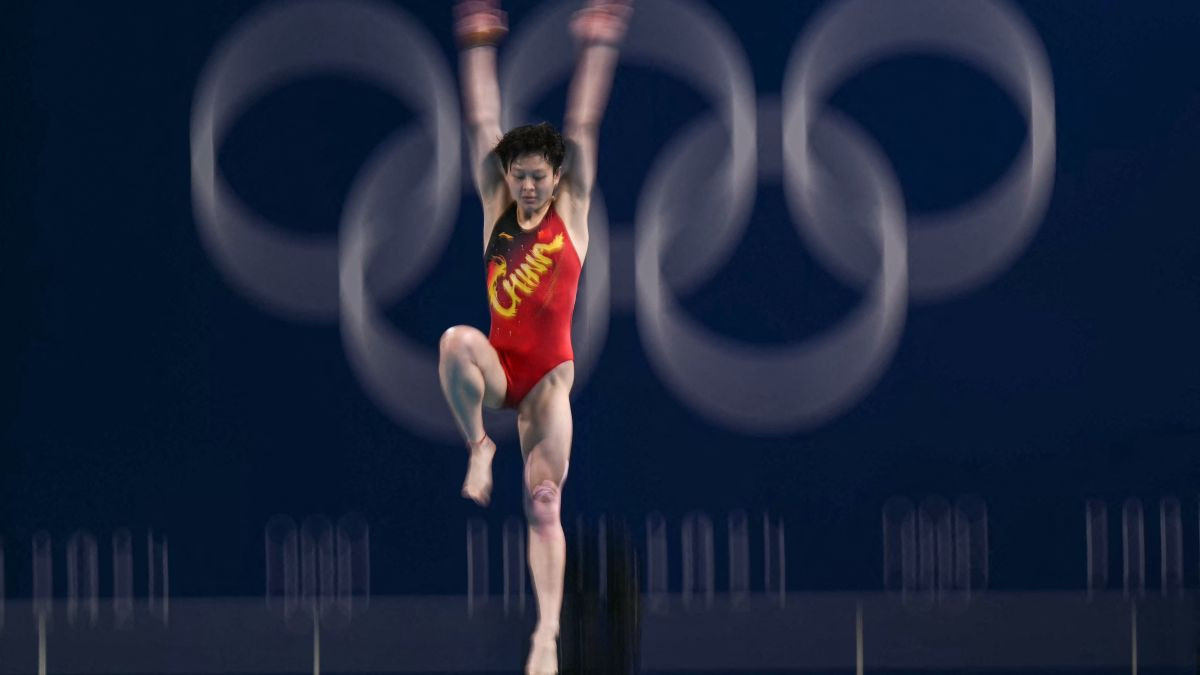 Chen Yiwen competes in the women's 3m springboard diving final. GETTY IMAGES