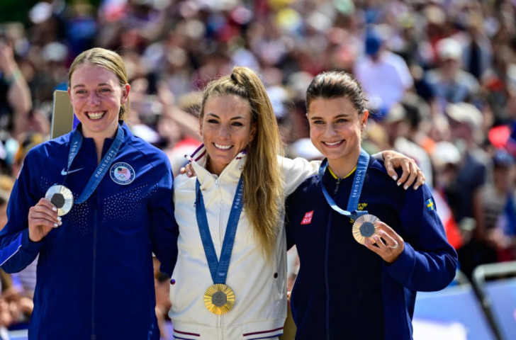 Mountain Bike Cycling Wrap: Pidcock and Ferrand-Prevot conquer Ellancourt hill. GETTY IMAGES