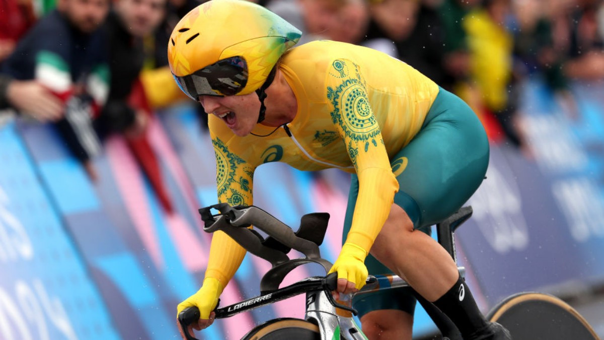 Grace Brown in action during the time trial in Paris. GETTY IMAGES