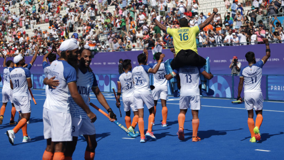 Team India celebrate towards the crowd following victory in during the Men's Bronze Medal match. GETTY IMAGES