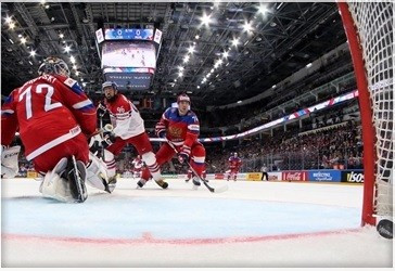 Hosts Russia suffer shock defeat to Czech Republic on opening day of IIHF World Championship