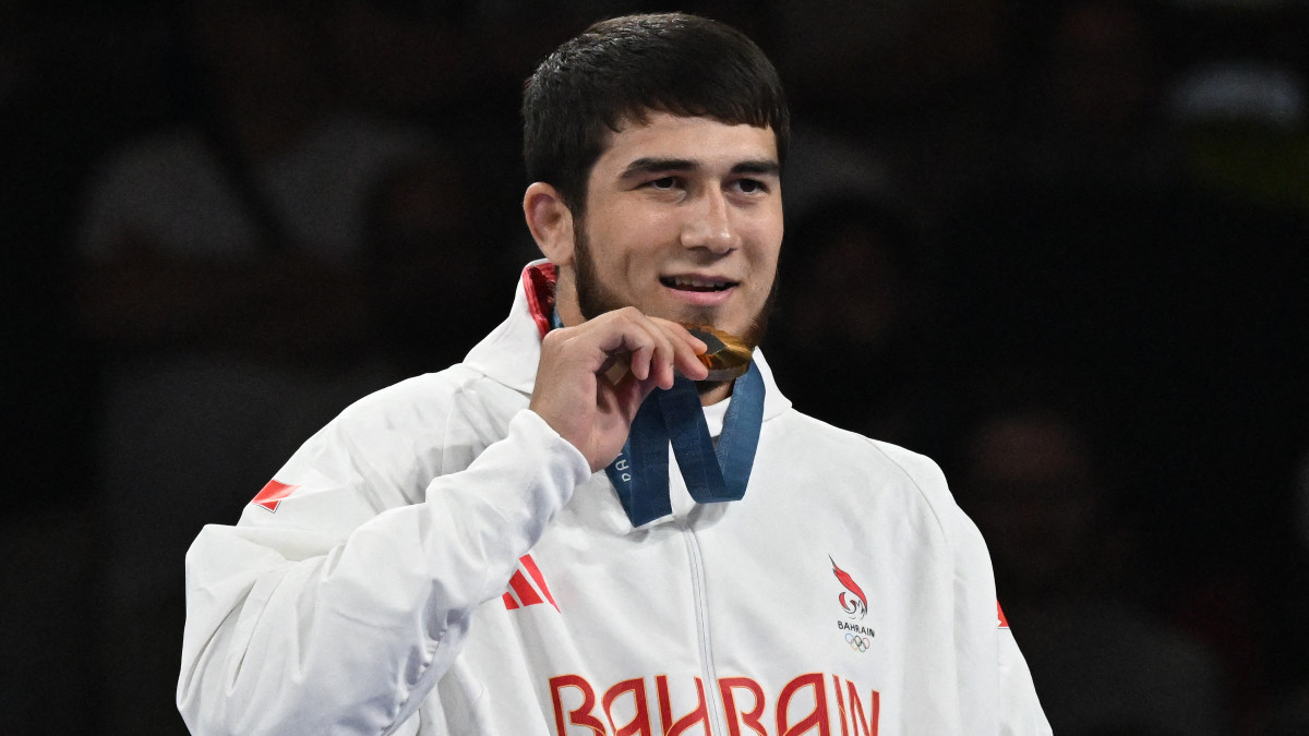 Akhmed Tazhudinov of Bahrain with his gold medal. GETTY IMAGES