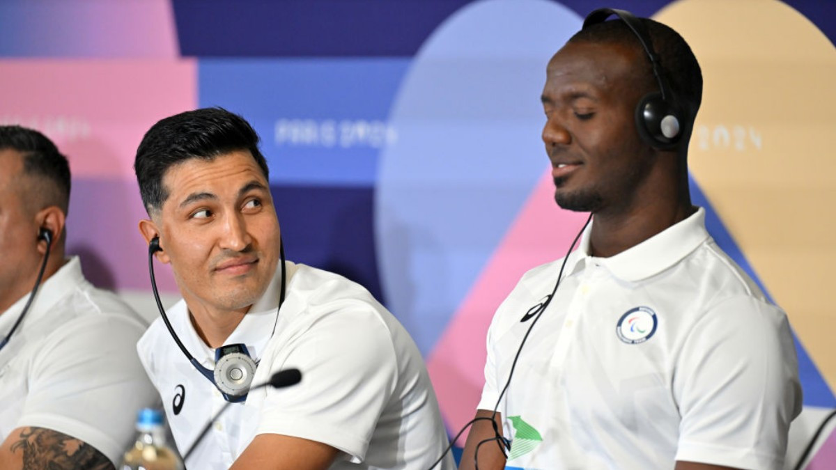 Amelio Castro, alongside his teammates on the Paralympic Refugee Team. GETTY IMAGES