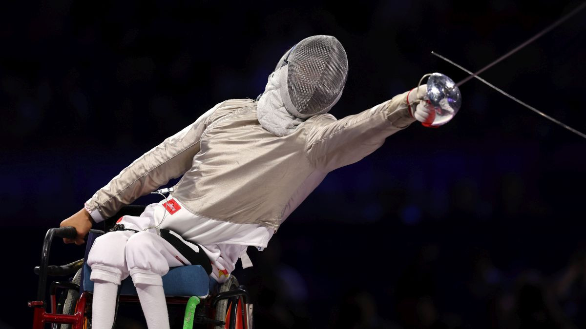 Yanke Feng competes during the Wheelchair Fencing - Men's Sabre Category B. GETTY IMAGES