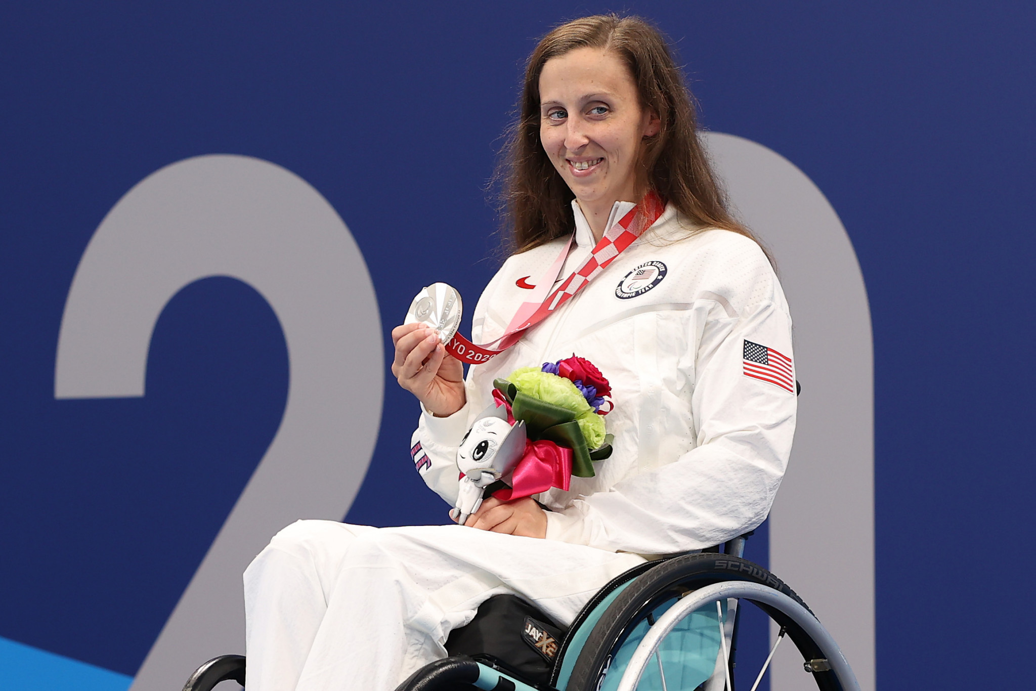 Leanne Smith of Team United States poses with a silver medal after the Women's 100m Freestyle - S3 at the Tokyo 2020 Paralympic Games. GETTY IMAGES