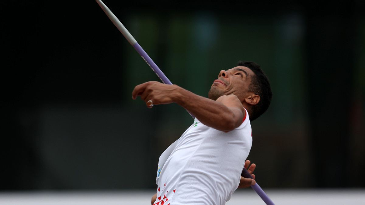 Saeid Afrooz of Iran set a new world record in the javelin throw in the F34 category. GETTY IMAGES