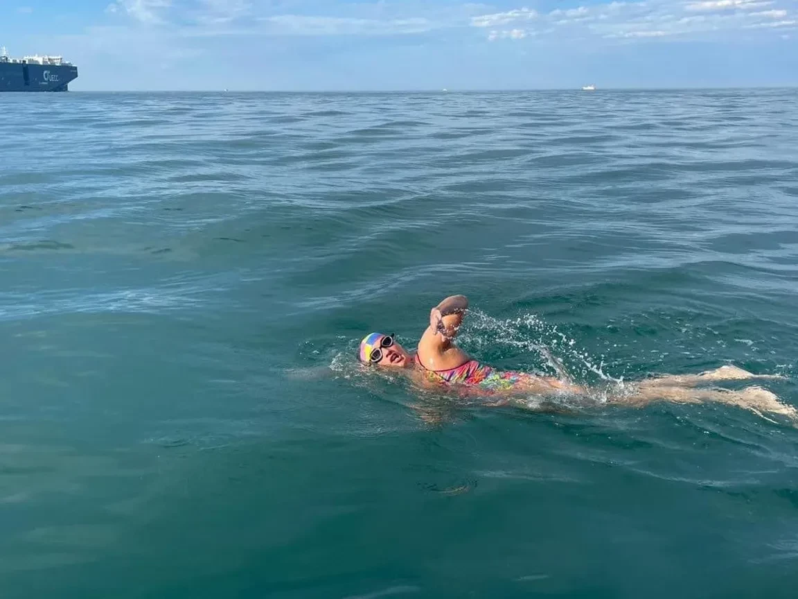 Blind Paralympian Melanie Barratt has successfully swam the English Channel. FACEBOOK @Melanie Barratt