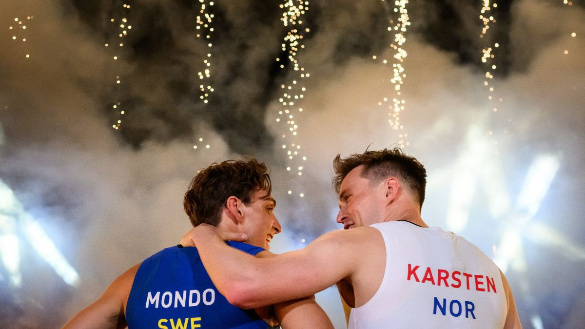 Duplantis Warholm react after Duplantis won a head-to-head exhibition 100m sprint race. GETTY IMAGES