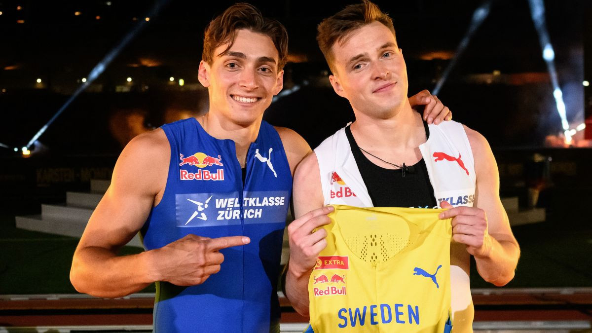 Duplantis Warholm after winning a head-to-head exhibition 100m sprint race. GETTY IMAGES