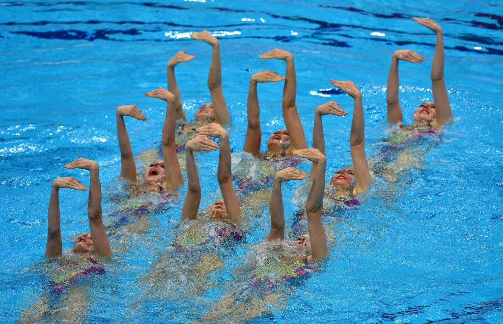 In pictures: Diving and synchronised swimming competition at LEN European Aquatics Championships 