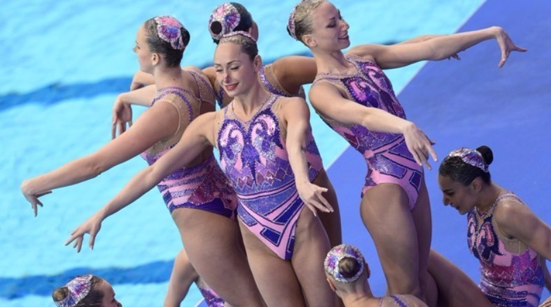 Ukraine produced a dazzling performance to take synchronised swimming team free gold ©Getty Images