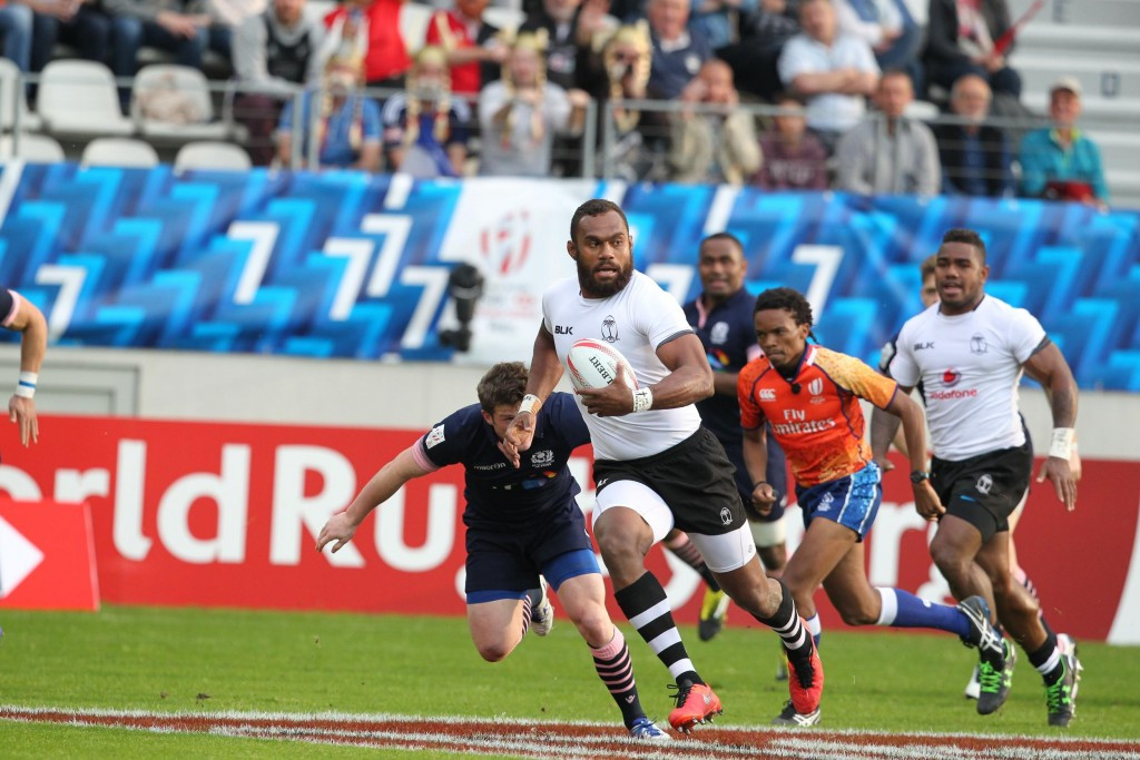 Defending champions and current series leaders Fiji also got off to a winning start as they overcame Scotland