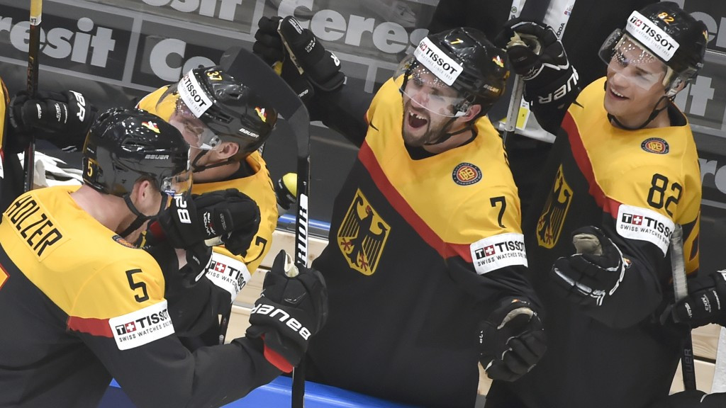 Last gasp goal gives Germany rare win over United States at IIHF World Championship