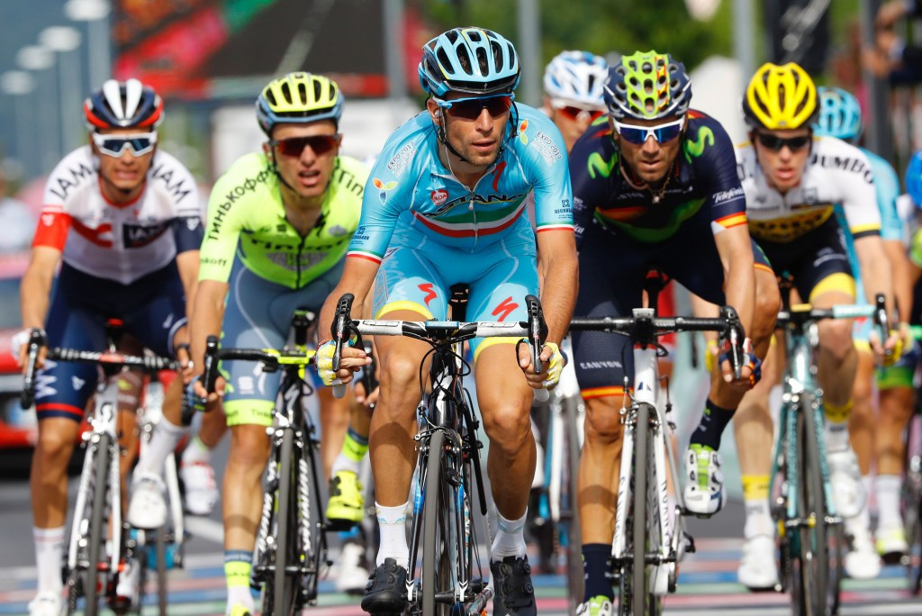 Vincenzo Nibali (centre) and Spain's Alejandro Valverde finish during a tough stage 13 ©Getty Images