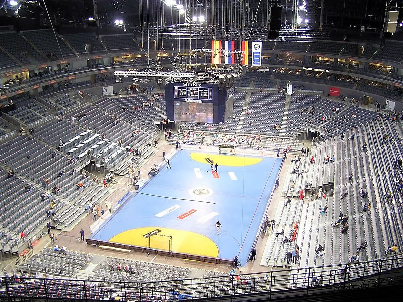 Cologne’s Lanxess Arena is due to host the World Championship final in 2017 ©Wikipedia